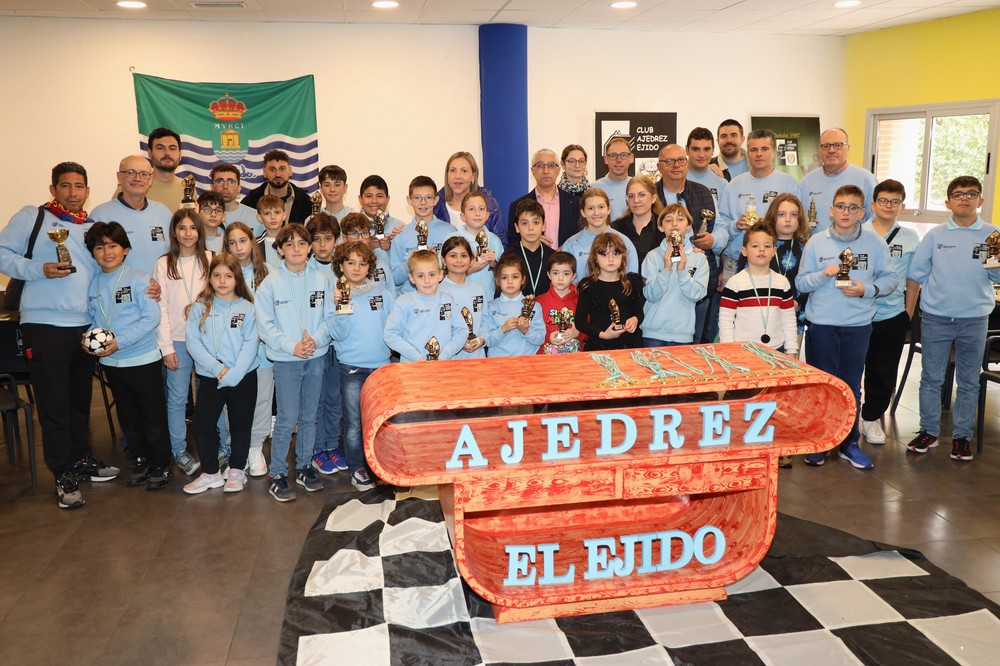 El Club De Ajedrez El Ejido Celebra Un Torneo Social Como Inicio De ...