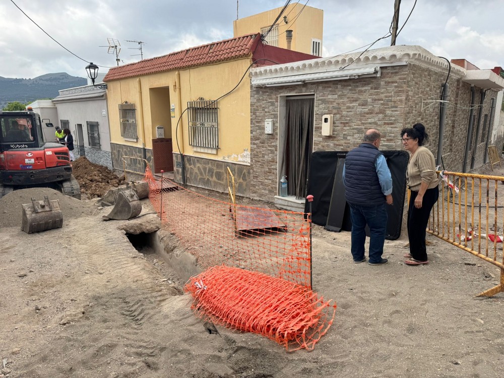 Avanzan A Buen Ritmo Las Obras En Distintas Calles Y Rincones De Dalías ...