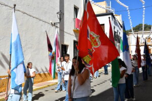 DSC 8220 - Entrada del estandarte y ofrenda floral al Santo Cristo de la Luz en Dalías