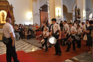 DSC 8254 - Entrada del estandarte y ofrenda floral al Santo Cristo de la Luz en Dalías