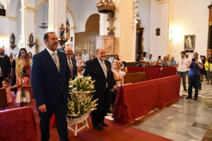 DSC 8294 - Entrada del estandarte y ofrenda floral al Santo Cristo de la Luz en Dalías