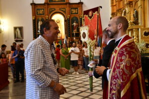 DSC 8321 - Entrada del estandarte y ofrenda floral al Santo Cristo de la Luz en Dalías