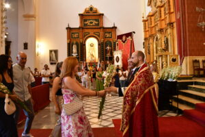 DSC 8330 - Entrada del estandarte y ofrenda floral al Santo Cristo de la Luz en Dalías