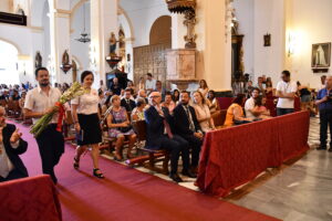 DSC 8334 - Entrada del estandarte y ofrenda floral al Santo Cristo de la Luz en Dalías