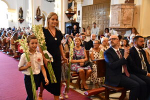 DSC 8364 - Entrada del estandarte y ofrenda floral al Santo Cristo de la Luz en Dalías