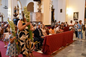 DSC 8396 - Entrada del estandarte y ofrenda floral al Santo Cristo de la Luz en Dalías