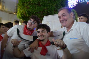 DSC 8978 - Miles de dalienses disfrutan de los 'Toros de Fuego'