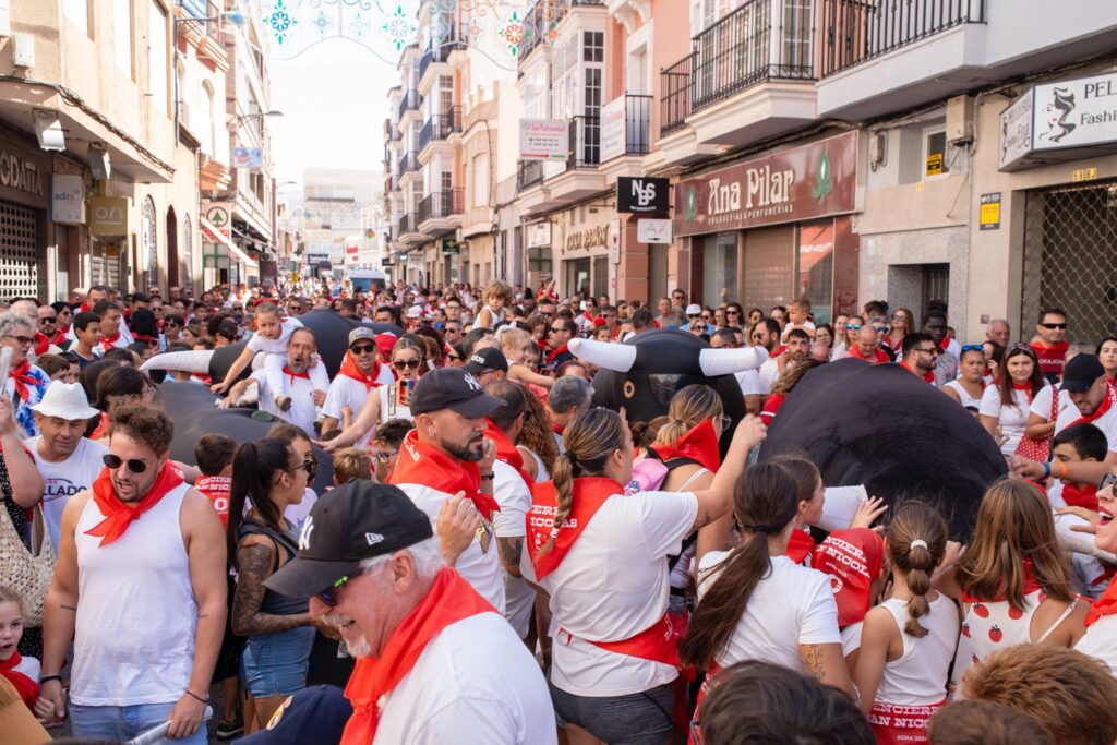WhatsApp Image 2025 09 10 at 18.29.34 1 1 - Adra se despide de su Feria con la procesión de San Nicolás
