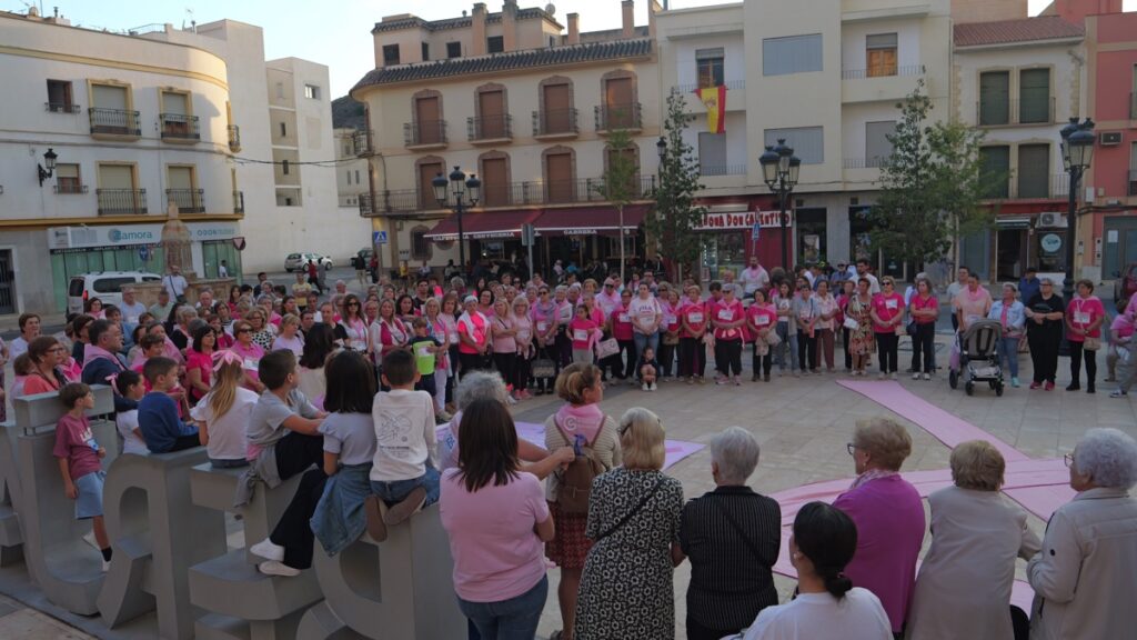 Marcha Pon el Rosa en tu vida Berja 2025 8 - Berja se vuelca en la XI Marcha contra el cáncer de mama y recauda 1.640 euros para la AECC