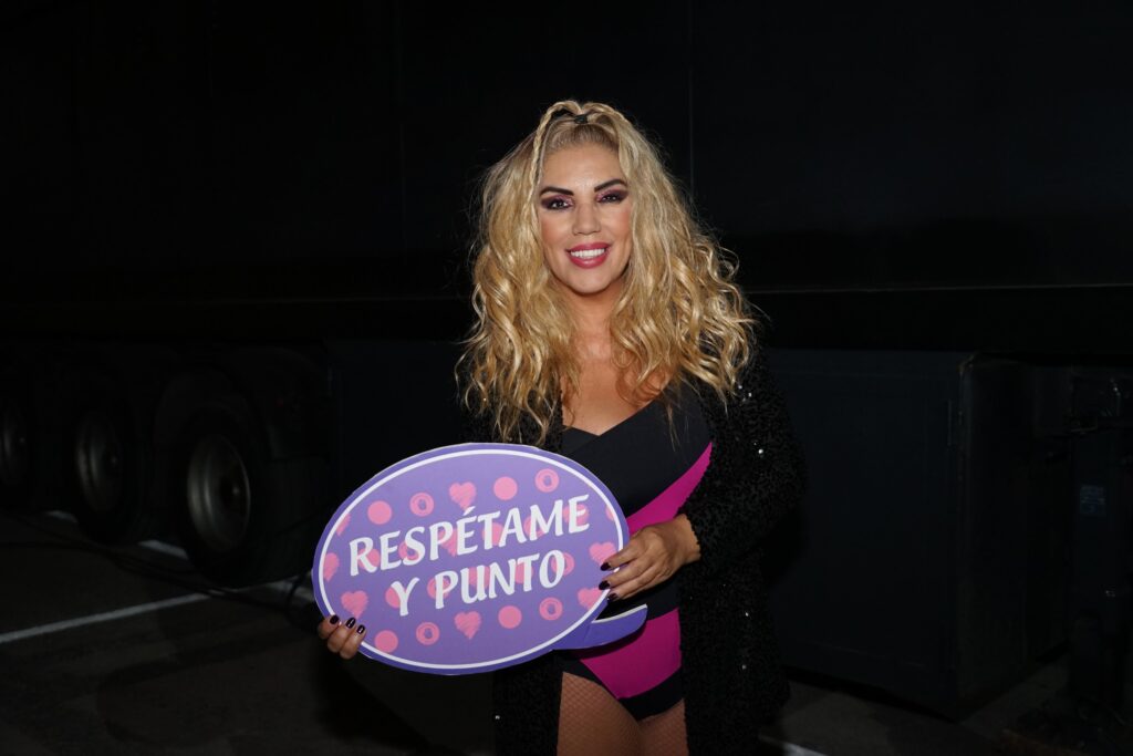 1762770796105 - Miles de personas disfrutaron de la música de los 90 en la Gran Castañada de Vícar