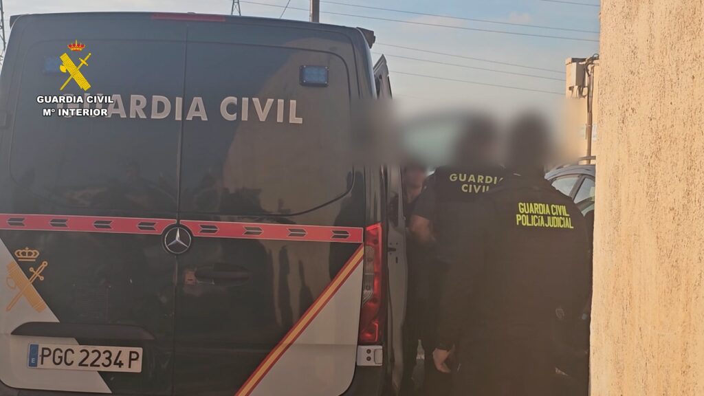 2025 11 04 op marmolistas 04 - Detienen a cuatro miembros de un clan por disparar y atropellar a un camionero en La Mojonera para robarle