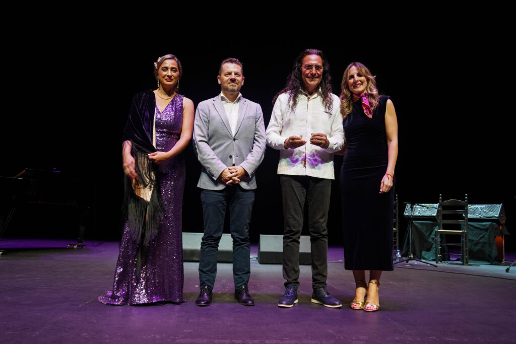 251115 IV GALA DIA DEL FLAMENCO 5 - La IV Gala del Día del Flamenco en Andalucía lleva lo mejor de este arte a El Ejido