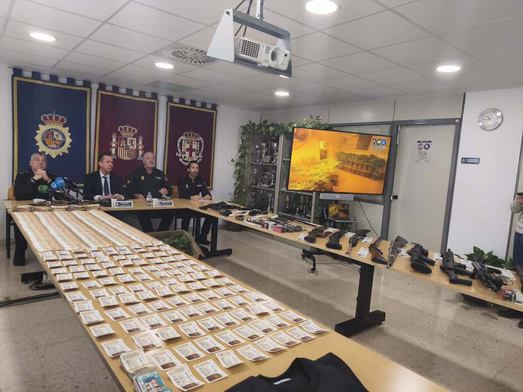 WhatsApp Image 2025 11 07 at 12.08.50 - La Policía Nacional desmantela a los armeros de los narcos almerienses