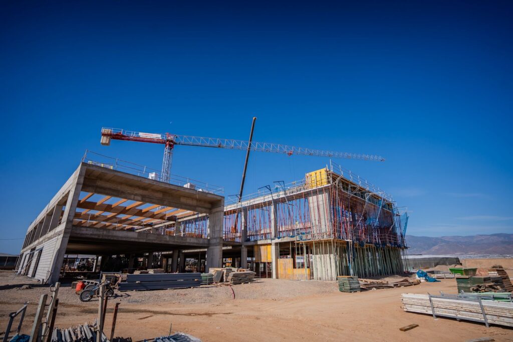 obras construccion complejo deportivo - Amat visita las obras de construcción del futuro Complejo de la Ciudad Deportiva de Roquetas de Mar 