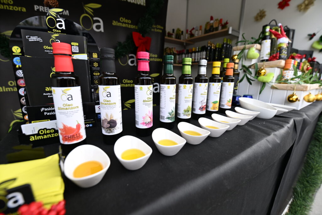 Sabores Almeria Navidad 139 - La Feria ‘Sabores Almería’ abre las puertas de la Navidad a todos los almerienses