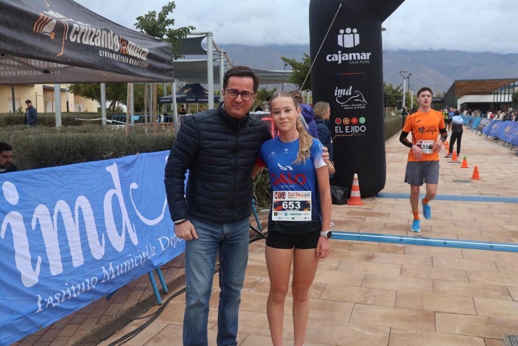 paula - Youness Belyamna y Paula Ramírez ganan la XXXVIII Carrera Urbana San Silvestre de El Ejido que ha reunido a 1.700 corredores