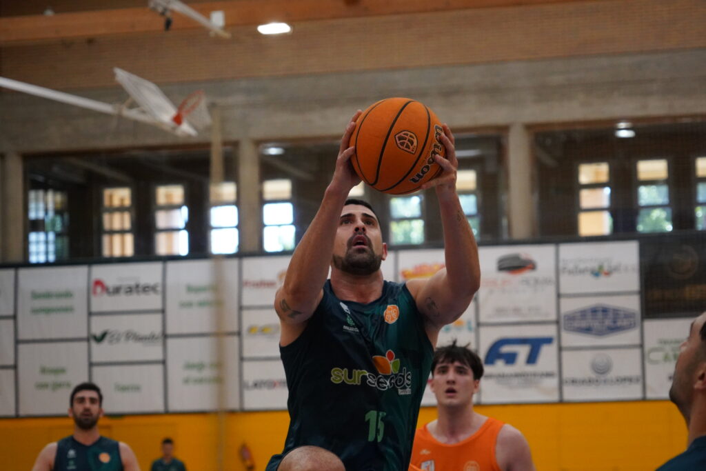 DC23 02 2 - Sur Seeds B. Murgi, muy irregular, cae en casa ante Melilla (80-101)