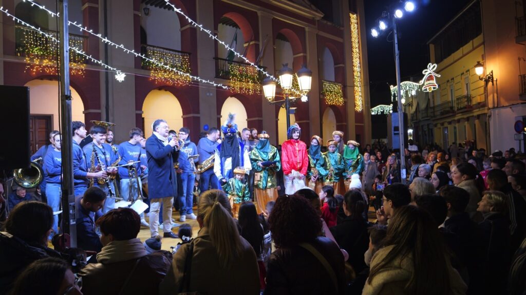 Heraldo Real de Berja 2026 13 - El Heraldo Real llena Berja de ilusión y anuncia la llegada de los Reyes Magos
