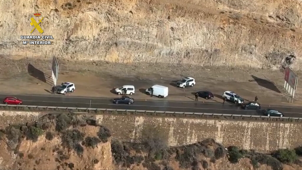 op alinda almeria foto8 - Golpe al petaqueo y la inmigración irregular en la costa almeriense con 17 detenidos en la Operación Alinda