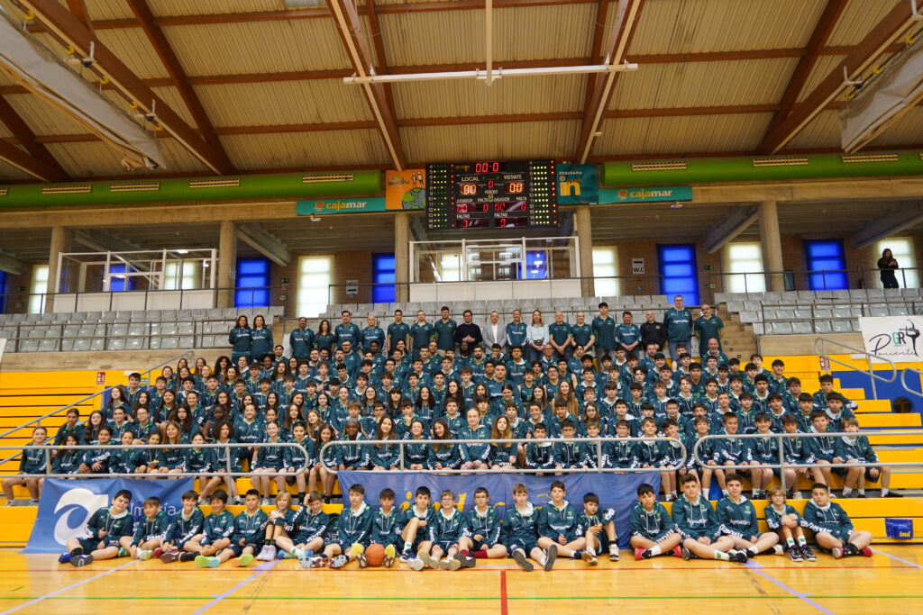 DC23 01 2 - Sur Seeds B. Murgi cae ante Algeciras tras un inicio muy igualado (87-108)