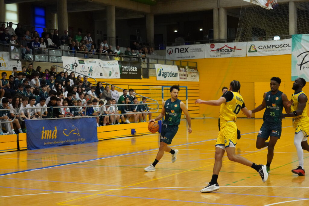 DSC03797 - Sur Seeds B. Murgi cae ante Algeciras tras un inicio muy igualado (87-108)