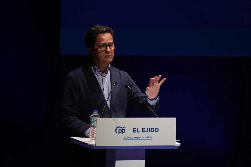 FOTO FRANCISCO GONGORA - Góngora es elegido presidente del PP de El Ejido con un respaldo unánime en el IX Congreso Local