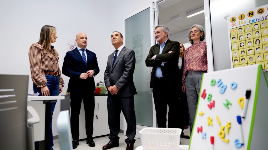 Inauguracion Centro de Servicios Sociales 2 - Diputación y Ayuntamiento inauguran el nuevo Centro de Servicios Sociales de La Mojonera