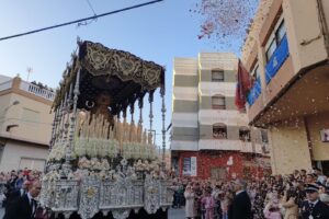 657601936 18458177389100781 4669811332000511830 n - Nuestro Padre Jesús en su Prendimiento procesiona las calles de Adra el Martes Santo