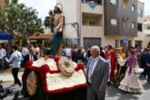 DSC 4398 - ‘El Ejido, balcón de la Alpujarra’ logra el primer premio del Concurso de Carrozas de San Marcos 2026