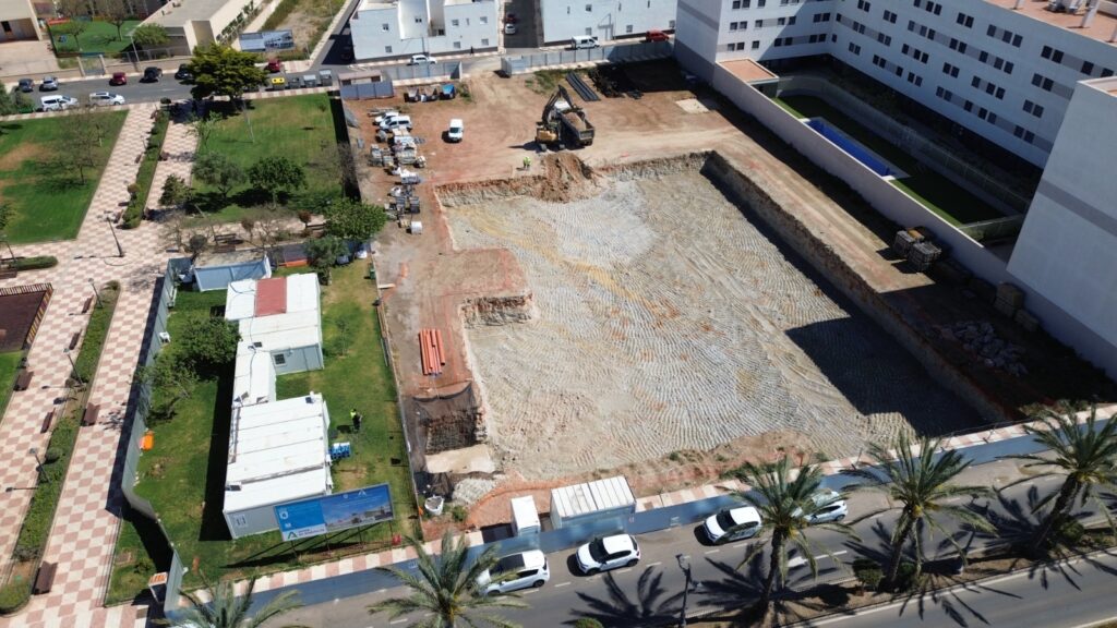 NUEVA SEDE JUDICIAL AEREA 2 INICIO OBRAS - Comienzan las obras de la nueva sede judicial de Roquetas de Mar                          