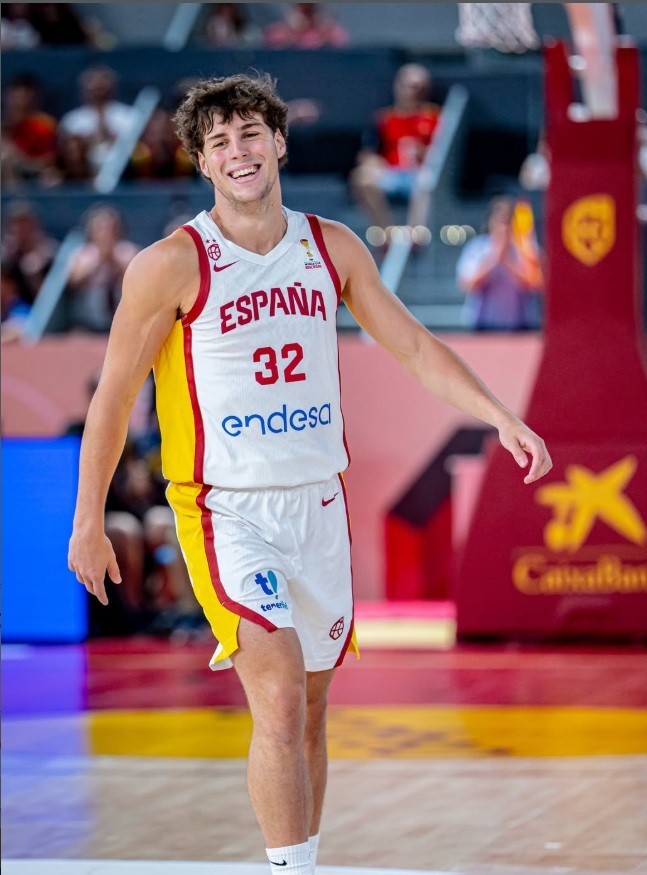 DC23 03 - El talento que una vez pasó por El Ejido hoy es internacional y ficha por Valencia Basket
