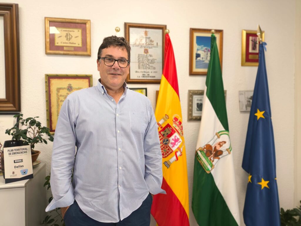 773612993 2431434864045234 4594977201352076864 n 1 - María Morón y Trini Góngora serán las pregoneras del Cristo de la Luz de Dalías