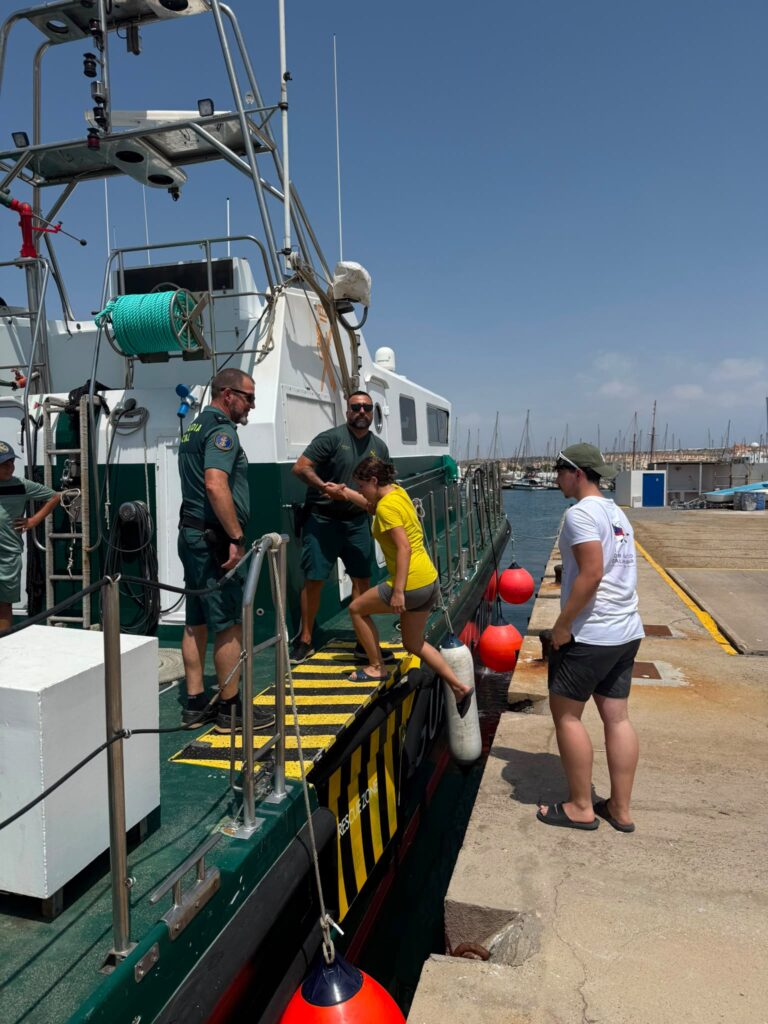 GC3 - El Club Náutico de Almerimar acerca a los más jóvenes el conocimiento de la seguridad en el mar