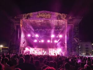 WhatsApp Image 2026 08 10 at 12.44.35 - GALERÍA: Más de 50.000 juerguistas viven la mejor semana del verano en el The Juergas Rock Fest