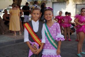 f4 f4 - Los vecinos de Las Cabañuelas se despiden de sus fiestas hasta el año que viene