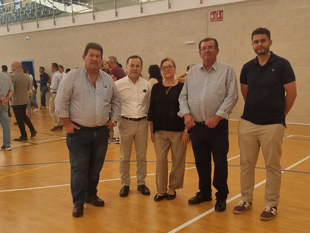260923 Foto PSOE pabellon Ejido Norte - El barrio de Ejido Norte ya estrena su Pabellón de Deportes