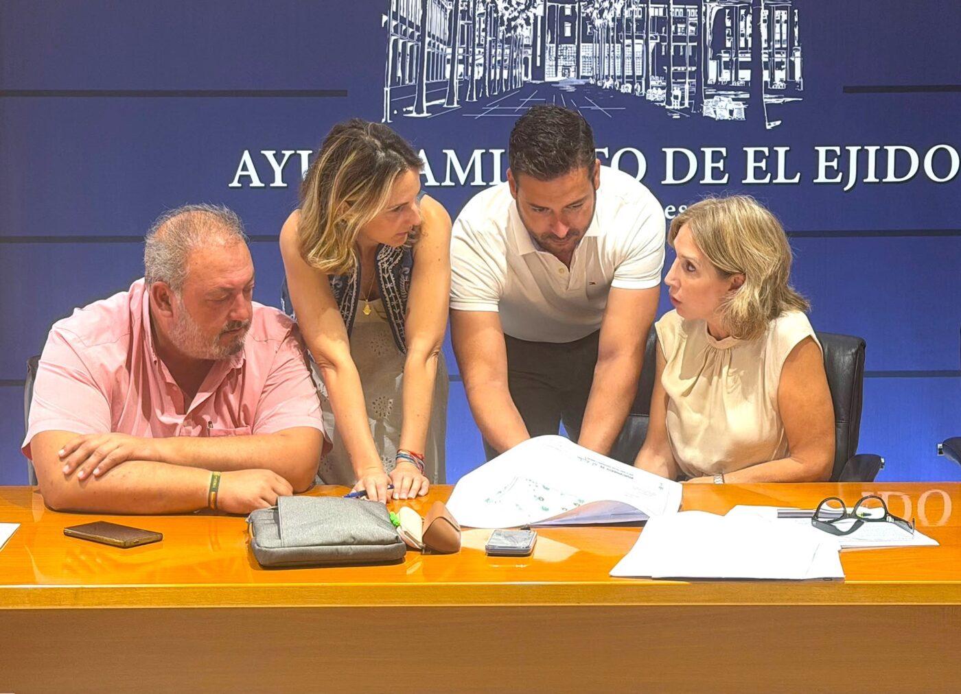 260924 JUNTA GOBIERNO scaled - Inicio