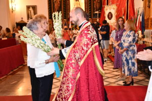 DSC 0099 - El doctor de la Selección Española Claudio Vázquez inaugura la ofrenda de nardos al Cristo de la Luz