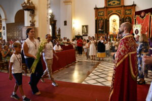 DSC 0153 - El doctor de la Selección Española Claudio Vázquez inaugura la ofrenda de nardos al Cristo de la Luz