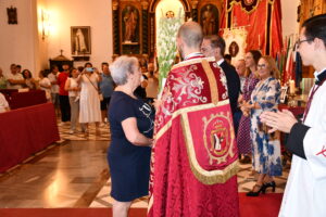 DSC 0165 - El doctor de la Selección Española Claudio Vázquez inaugura la ofrenda de nardos al Cristo de la Luz