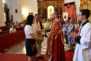 DSC 0175 - El doctor de la Selección Española Claudio Vázquez inaugura la ofrenda de nardos al Cristo de la Luz