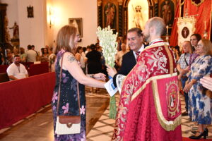 DSC 0188 - El doctor de la Selección Española Claudio Vázquez inaugura la ofrenda de nardos al Cristo de la Luz