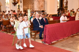 DSC 0209 - El doctor de la Selección Española Claudio Vázquez inaugura la ofrenda de nardos al Cristo de la Luz