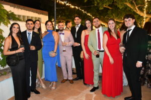 DSC 1225 1 - De noche al Casino y al amanecer a la Dianilla: así viven los dalienses sus Fiestas