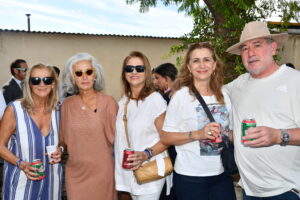 DSC 1393 1 - De noche al Casino y al amanecer a la Dianilla: así viven los dalienses sus Fiestas