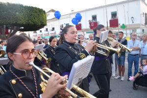 DSC 1861 - Miles de cohetes encienden la noche de Dalías en la procesión del Cristo de la Luz