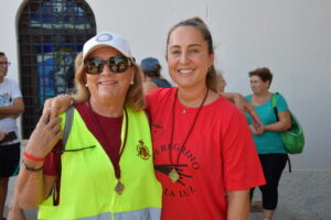DSC 9272 - Cientos de jóvenes peregrinos acompañan a la Hermandad del Cristo de la Luz
