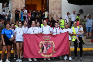 DSC 9412 - Cientos de jóvenes peregrinos acompañan a la Hermandad del Cristo de la Luz