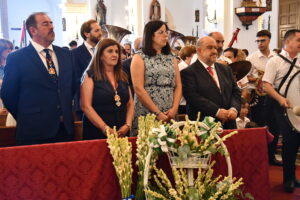 DSC 9960 - El doctor de la Selección Española Claudio Vázquez inaugura la ofrenda de nardos al Cristo de la Luz