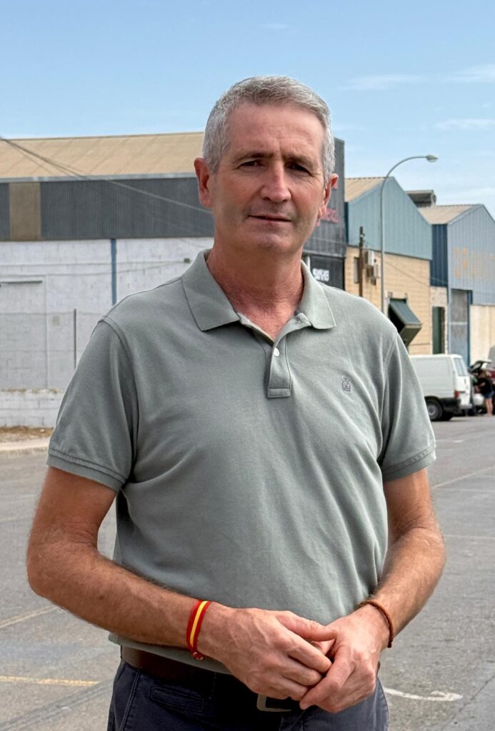 WhatsApp Image 2026 10 16 at 14.27.53 - Una "actualización burocrática" obliga a cerrar la piscina municipal y los baños de las instalaciones deportivas de Vícar